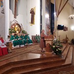 Drugie Czytanie. Przedstawiciel Szpitala czyta fragment Pisma Świętego.