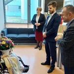 Życzenia Dyrekcji Szpitala z okazji 100. urodzin Pacjentki Domowego Szpitala.