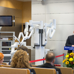 Uroczystość doposażenia szpitala w system robotyczny Da Vinci.