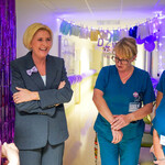 Wizyta Małżonki Prezydenta - Pani Agaty Kornhauser - Dudy w Wojewódzkim Szpitalu Specjalistycznym w Białej Podlaskiej. Rozmowa z Personelem Oddziału Neonatologicznego im. Wielkiej Orkiestry Świątecznej Pomocy.