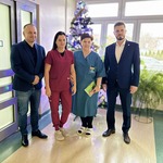 Mikołajki w WSzS. Panie Oddziałowe Oddziału Dziecięcego wraz z Dyrektorem WSzS oraz Przewodniczącym Rady Społecznej Szpitala.