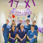 17 listopada - Światowy Dzień Wcześniaka w Wojewódzkim Szpitalu Specjalistycznym w Białej Podlaskiej. Zespół Oddziału Neonatologicznego.